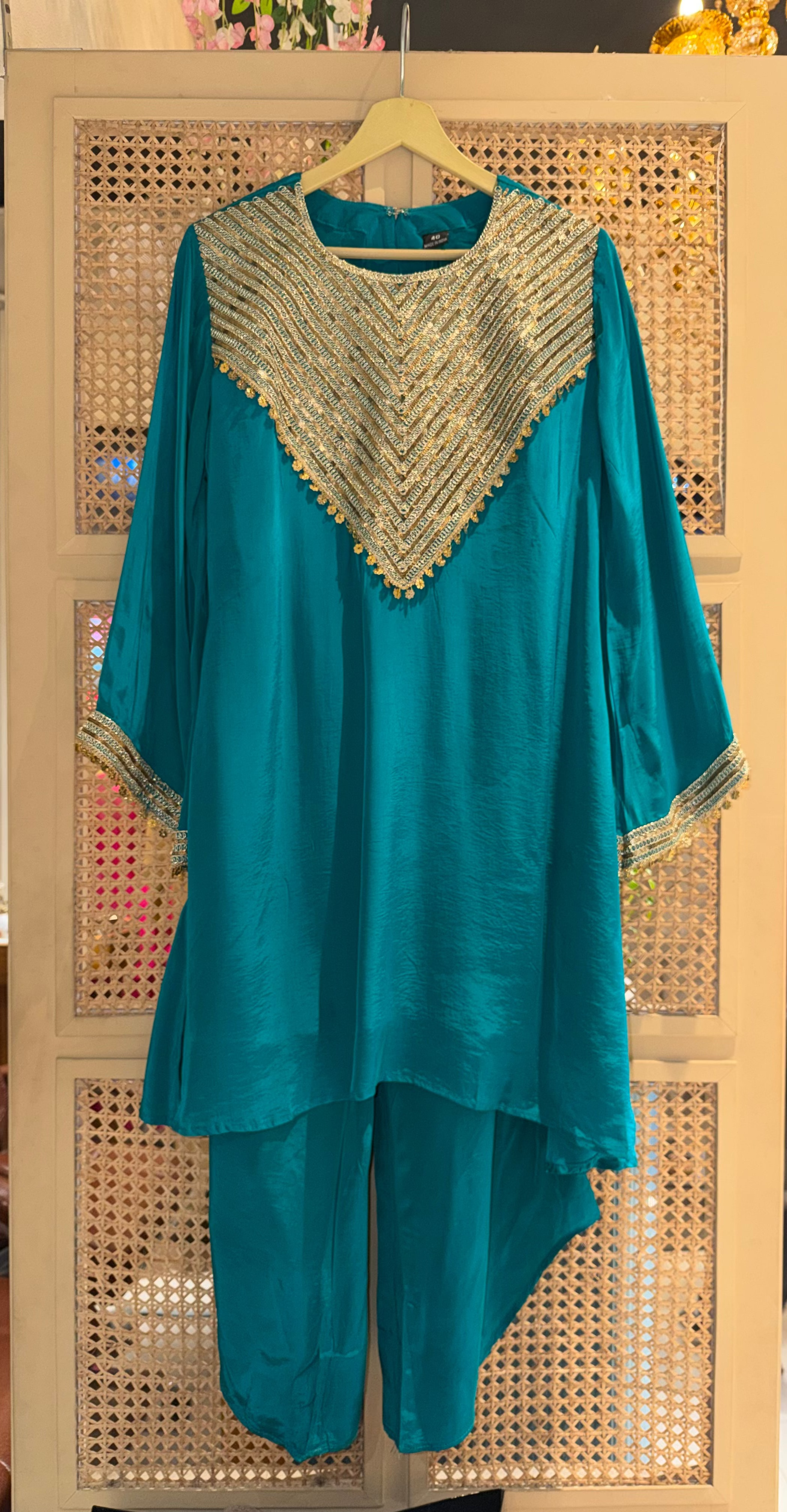 Yoke Zari Set
